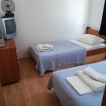 Apartments Burcul Pag Pag Town Zewnętrze zdjęcie