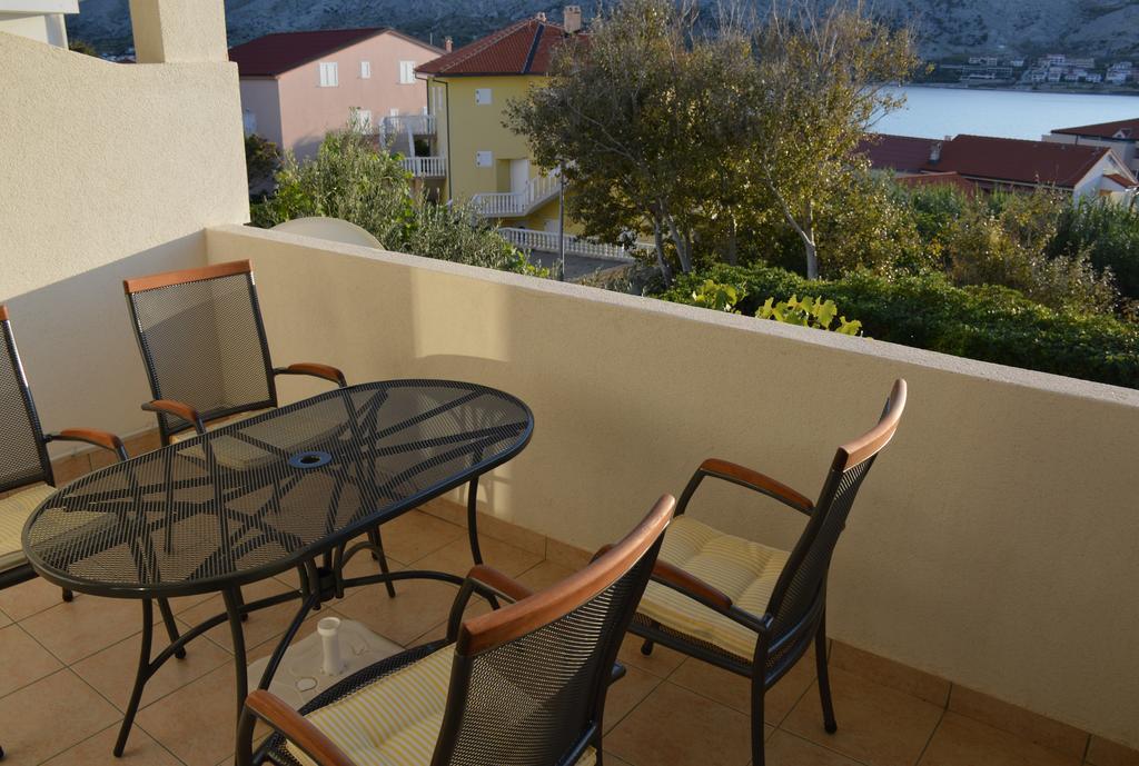 Apartments Burcul Pag Pag Town Zewnętrze zdjęcie